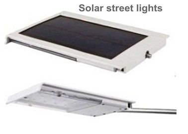 Φωτεινοί σηματοδότες των ηλιακών οδηγήσεων τσιπ Epistar με 3.7V την επαναφορτιζόμενη μπαταρία λι-Po