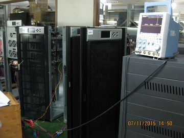 Μαύρη σειρά 3 σε απευθείας σύνδεση UPS 15-400kva Uninterruptible παροχή ηλεκτρικού ρεύματος φάσης UPS Ε